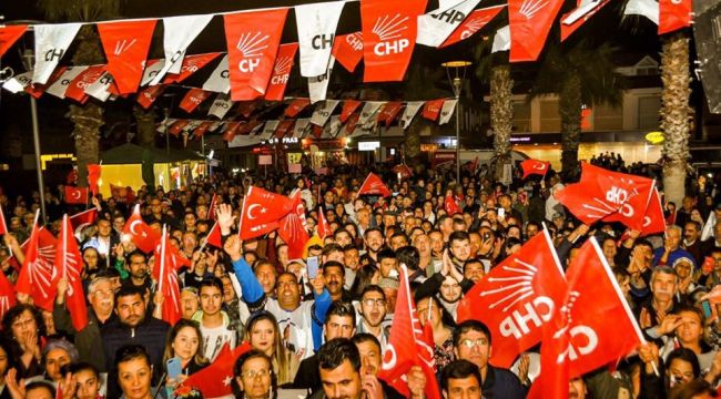 Yetişkin’e Şölen gibi Seçim Bürosu açılışı
