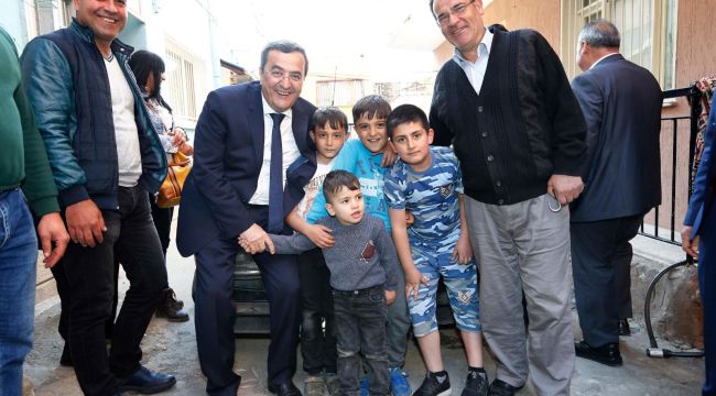 Batur teşekkür turlarına başladı
