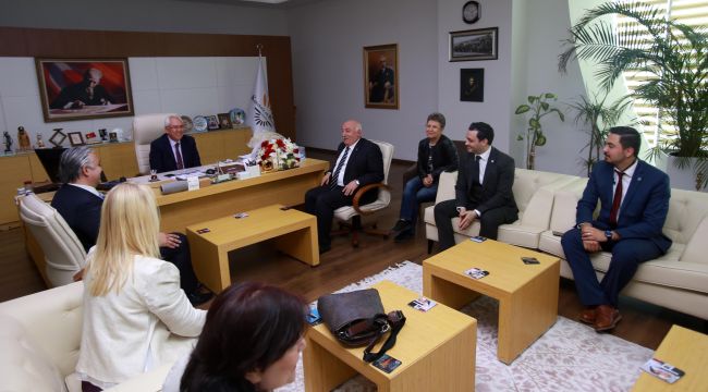 Selvitopu'na İyi Parti'den “Hayırlı olsun” ziyareti