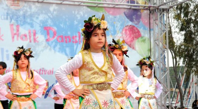 Uluslararası Halk Dansları Festivali gala gecesi