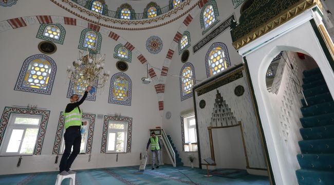 Buca’nın camileri Ramazan’a hazır!
