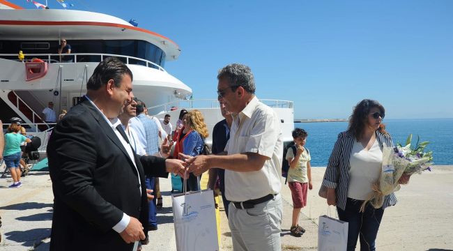 Samos'ta sıcak karşılama