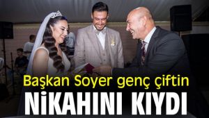 İzmir Büyükşehir Başkanı Soyer, genç çiftin nikahını kıydı
