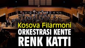 Kosova Filarmoni Orkestrası kente renk kattı