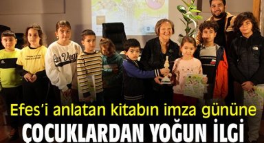 Efes’i anlatan kitabın imza gününe çocuklardan yoğun ilgi