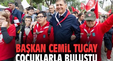 Başkan Cemil Tugay çocuklarla buluştu