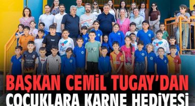 Başkan Cemil Tugay’dan çocuklara karne hediyesi